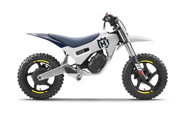 Husqvarna Motorcycles a lansat motocicleta electrica pentru copii EE 2 2024